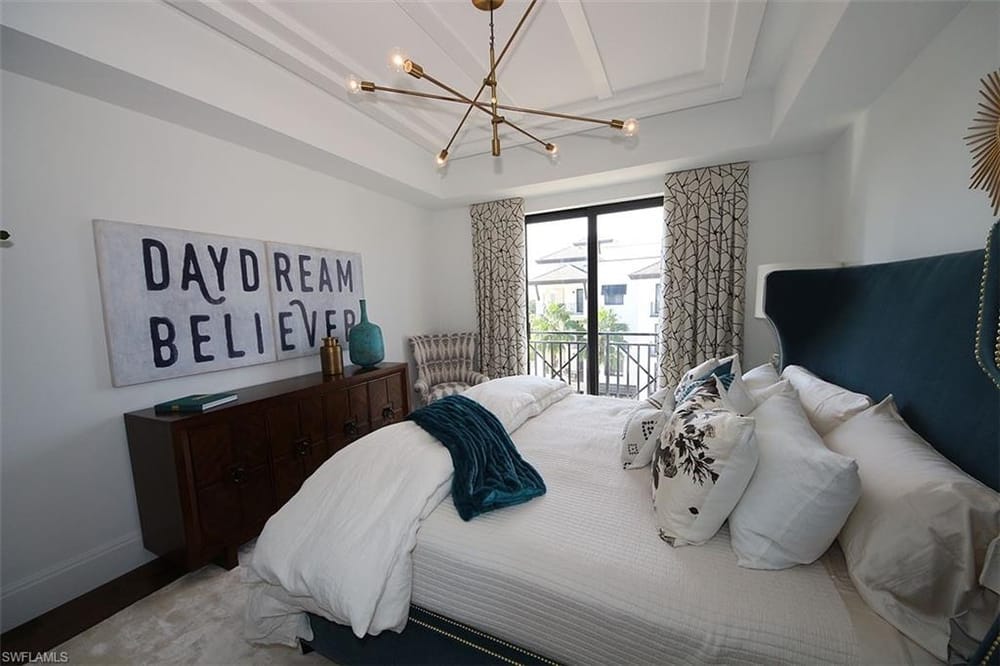 1035 3rd Ave. S 411 – #225076633 - Naples Square