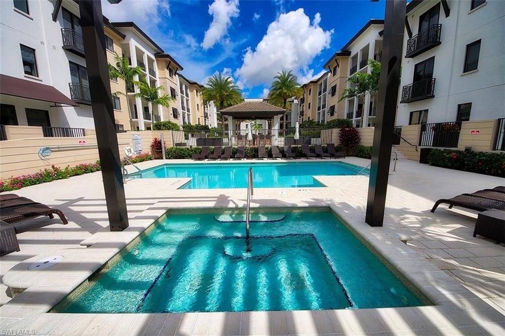 1035 3rd Ave. S 411 – #225076633 - Naples Square