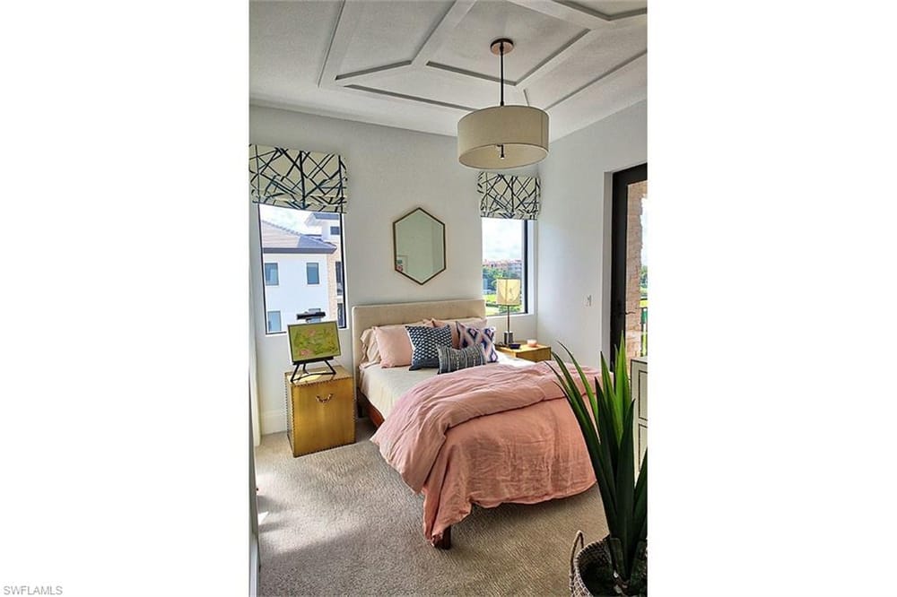 1035 3rd Ave. S 411 – #225076633 - Naples Square