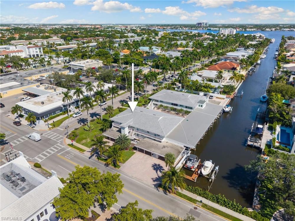 310 14th Ave. S 310b – #225076924 - Aqualane Shores