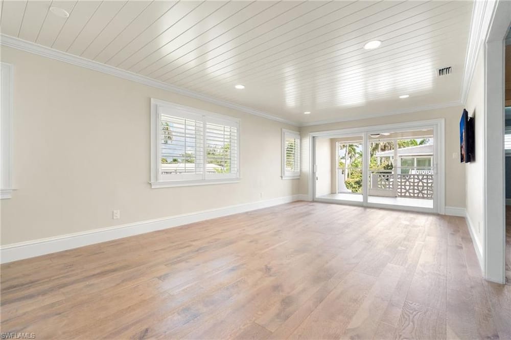 310 14th Ave. S 310b – #225076924 - Aqualane Shores