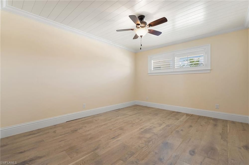 310 14th Ave. S 310b – #225076924 - Aqualane Shores