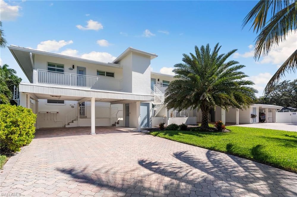 310 14th Ave. S 310b – #225076924 - Aqualane Shores