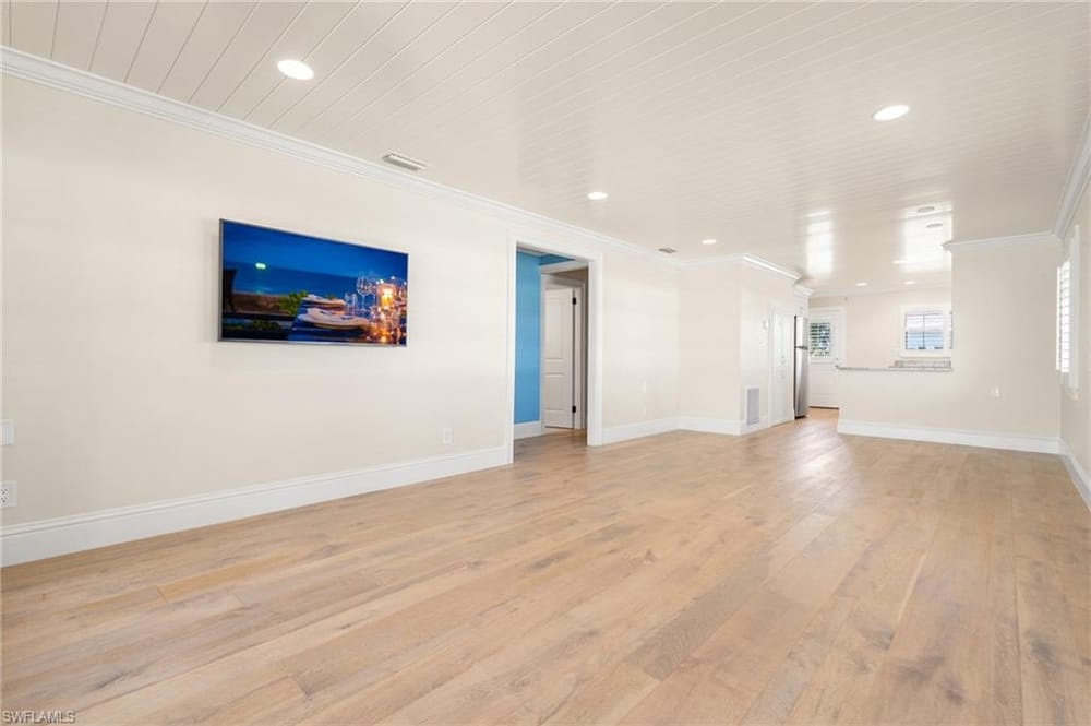 310 14th Ave. S 310b – #225076924 - Aqualane Shores