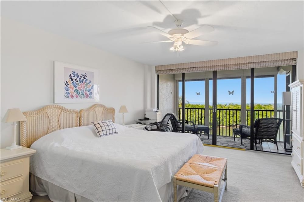 11 Bluebill Ave. 404 – #225078575 - Vanderbilt Beach