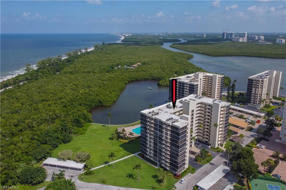 11 Bluebill Ave. 404 – #225078575 - Vanderbilt Beach