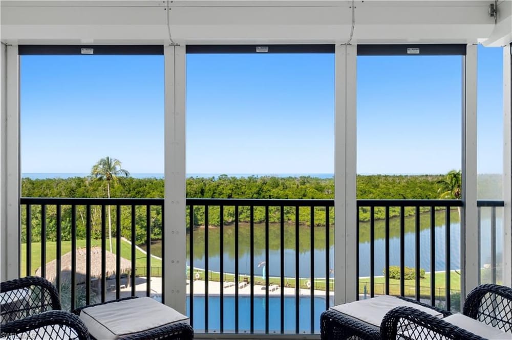 11 Bluebill Ave. 404 – #225078575 - Vanderbilt Beach