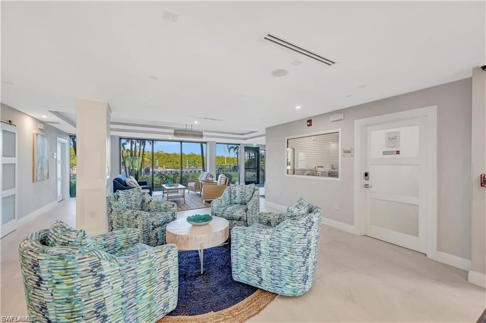 11 Bluebill Ave. 404 – #225078575 - Vanderbilt Beach