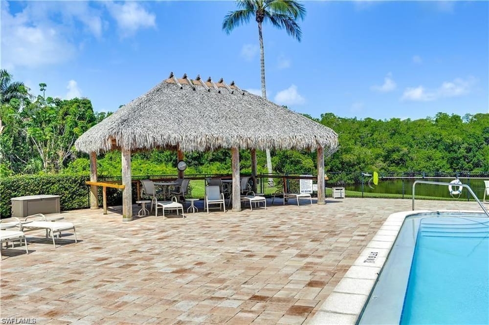 11 Bluebill Ave. 404 – #225078575 - Vanderbilt Beach