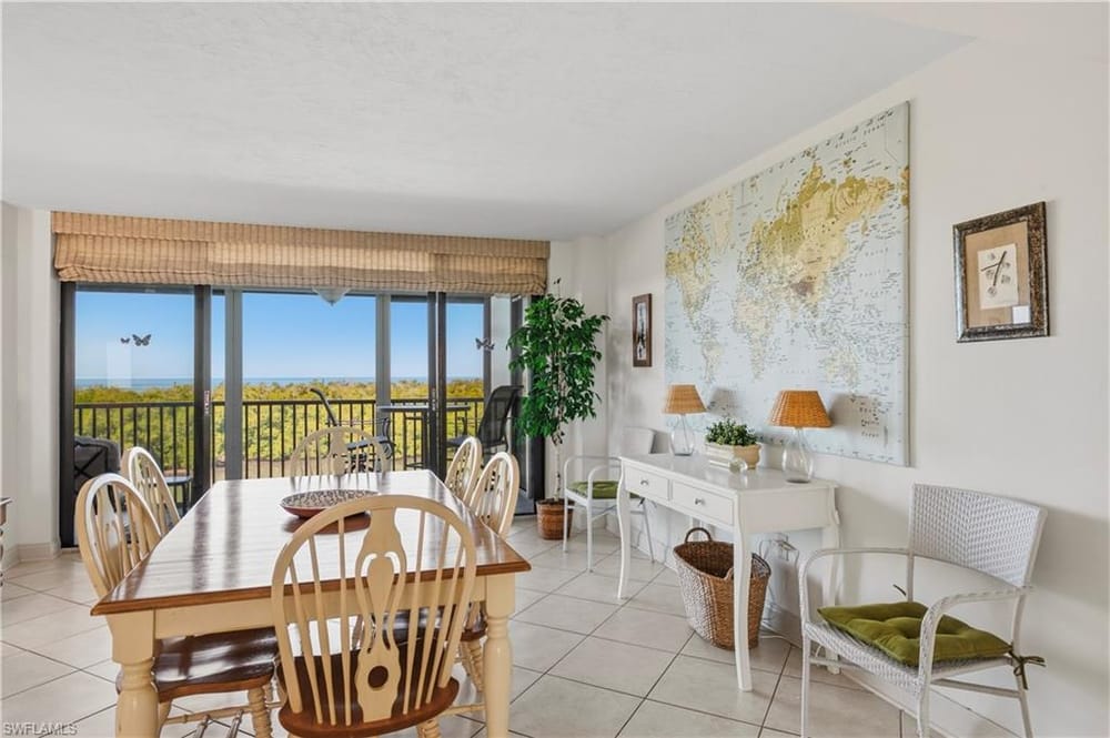 11 Bluebill Ave. 404 – #225078575 - Vanderbilt Beach