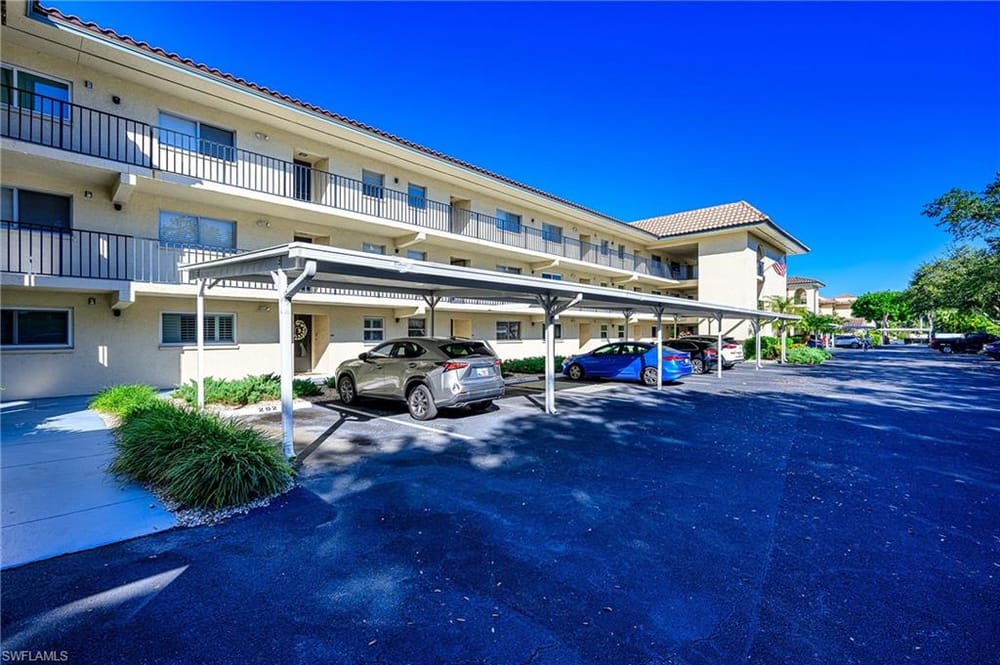 201 Quail Forest Blvd. 103 – #225078724 - Forest Lakes