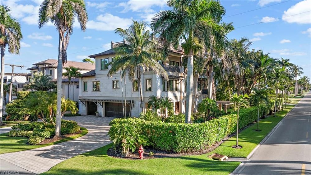 1441 Gulf Shore Blvd. S – #225078983 - Aqualane Shores