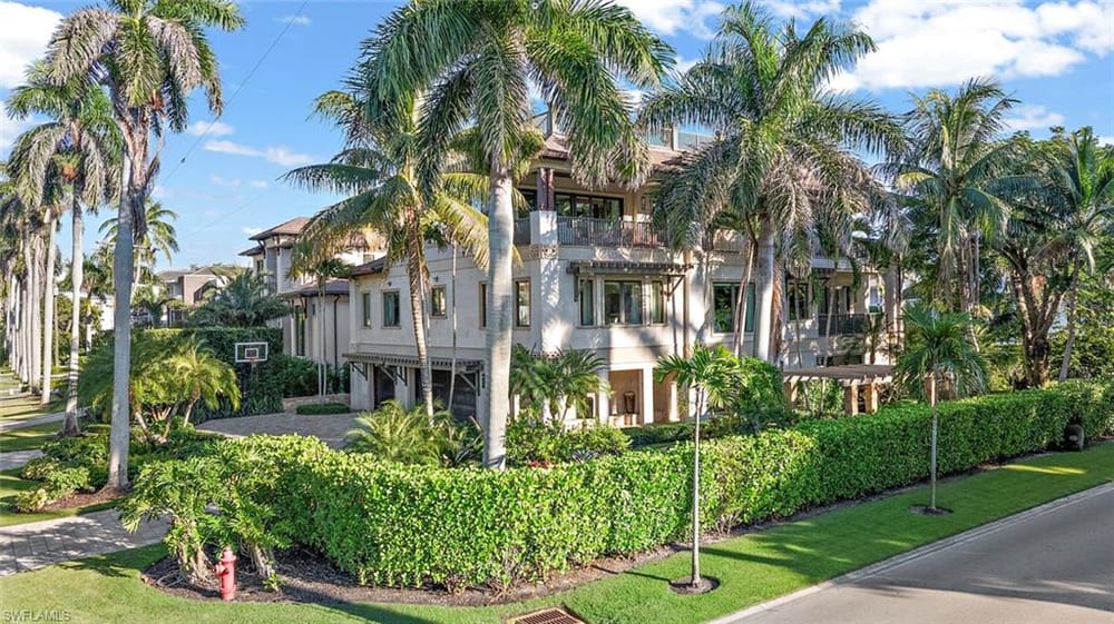 1441 Gulf Shore Blvd. S – #225078983 - Aqualane Shores