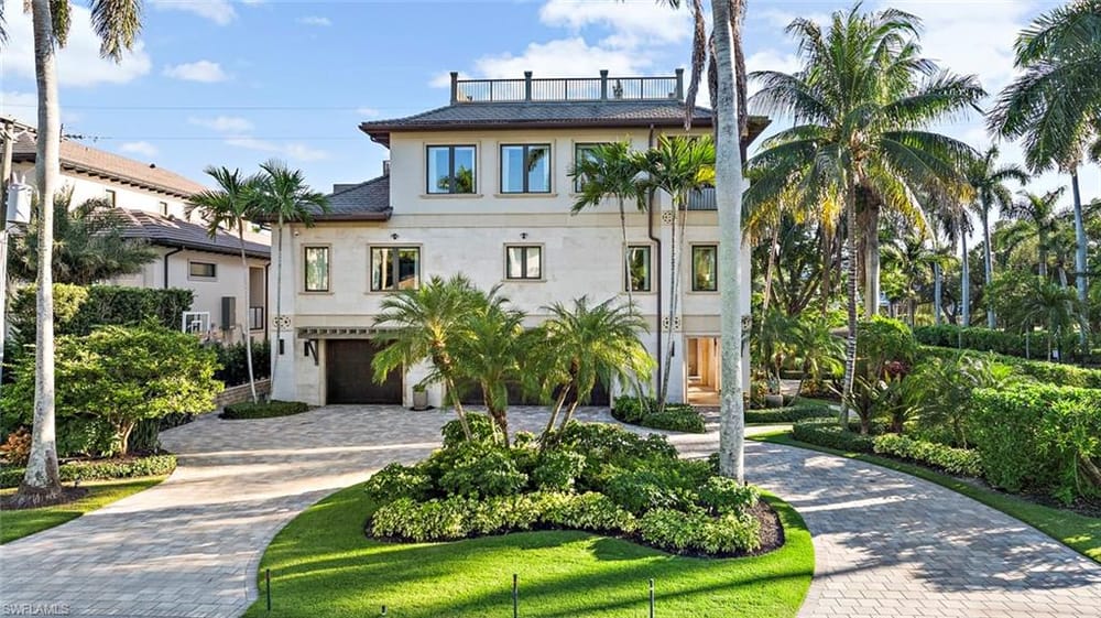 1441 Gulf Shore Blvd. S – #225078983 - Aqualane Shores