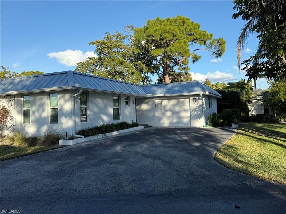 310 Carnaby Ct. – #225079026 - Royal Arms Villas