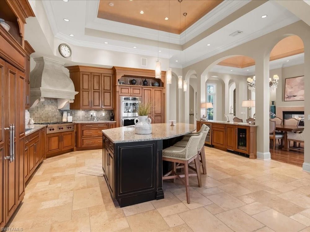 1750 4th St. S – #225079057 - Aqualane Shores