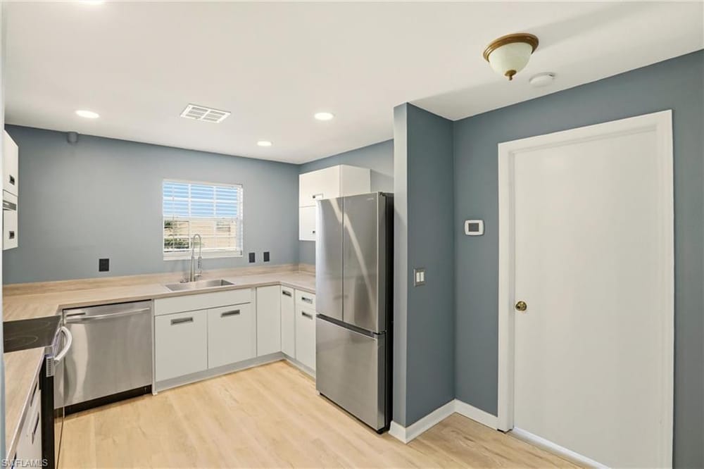 165 Bristol Ln. C202 – #225079194 - Kings Lake