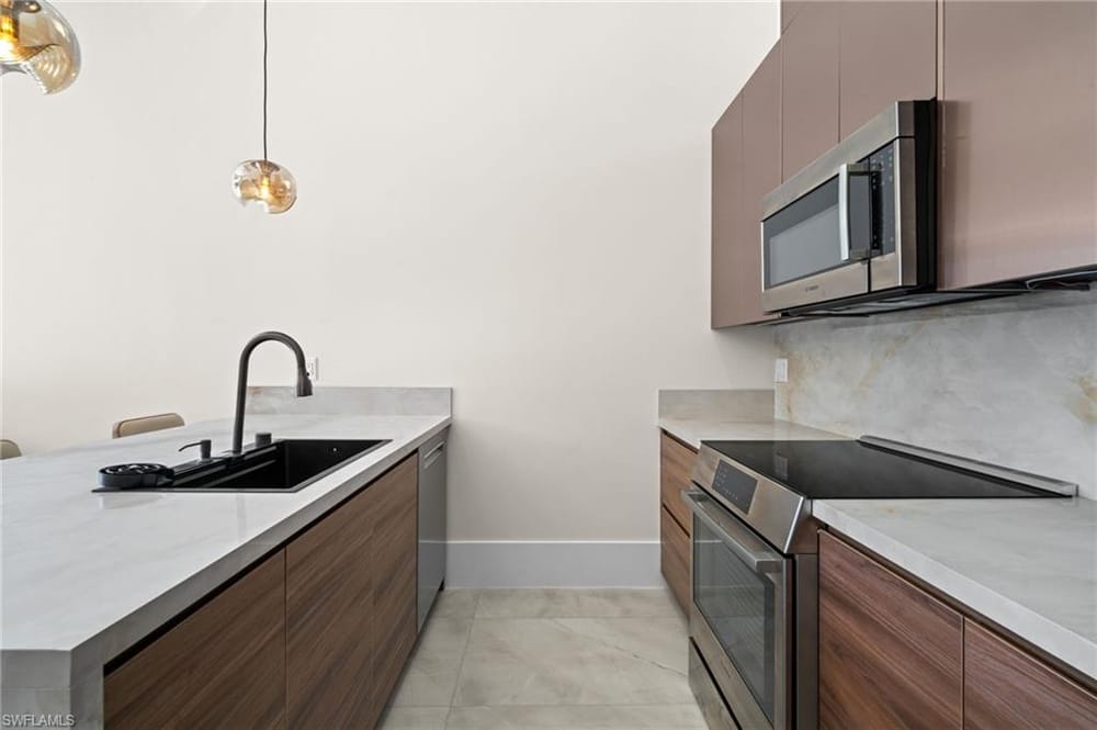 2272 Oakes Blvd. – #225079573 - Oakes Estates