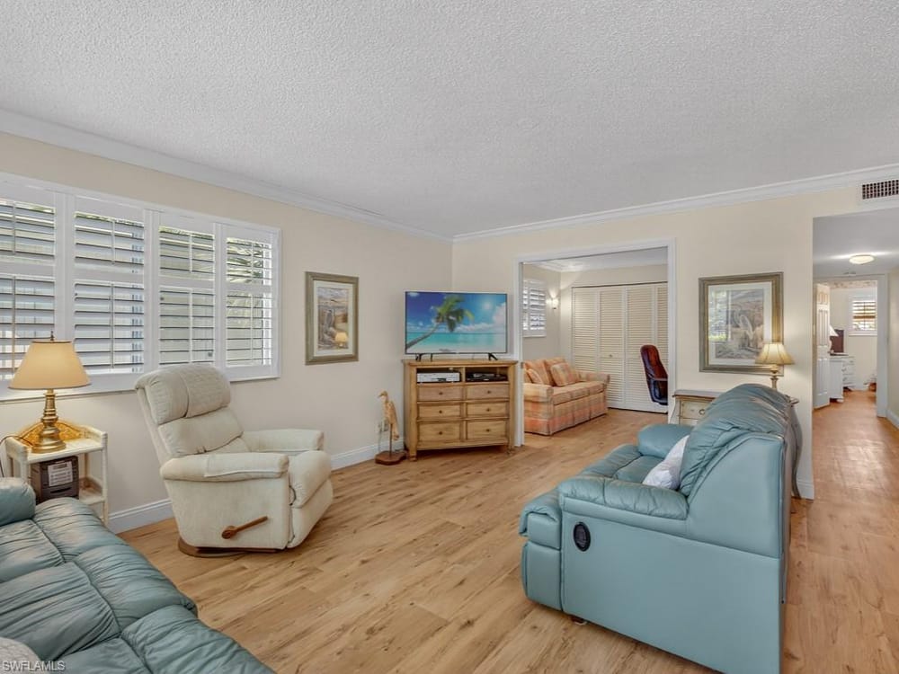 766 Central Ave. 101 – #225079624 - Olde Naples