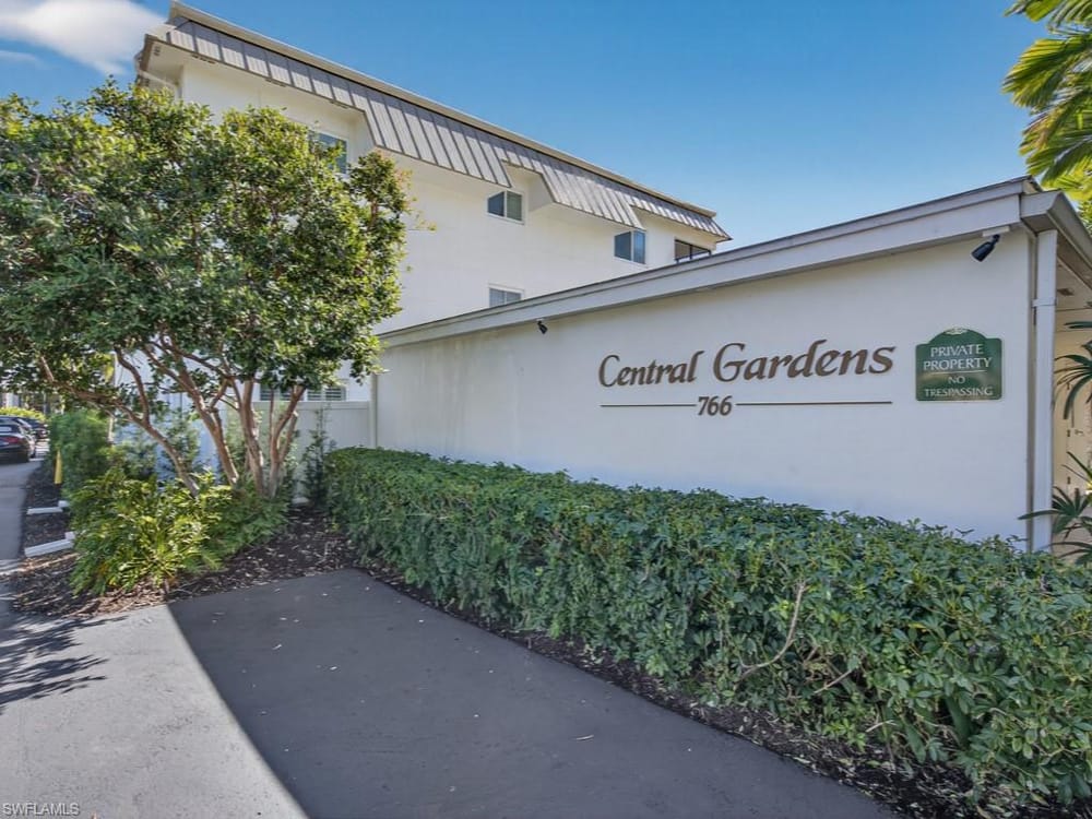 766 Central Ave. 101 – #225079624 - Olde Naples