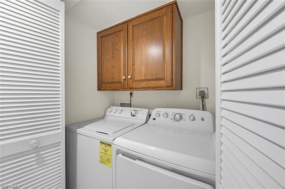11 Bluebill Ave. 1006 – #225082098 - Vanderbilt Beach