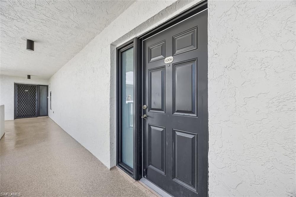 11 Bluebill Ave. 1006 – #225082098 - Vanderbilt Beach