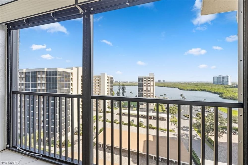 11 Bluebill Ave. 1006 – #225082098 - Vanderbilt Beach