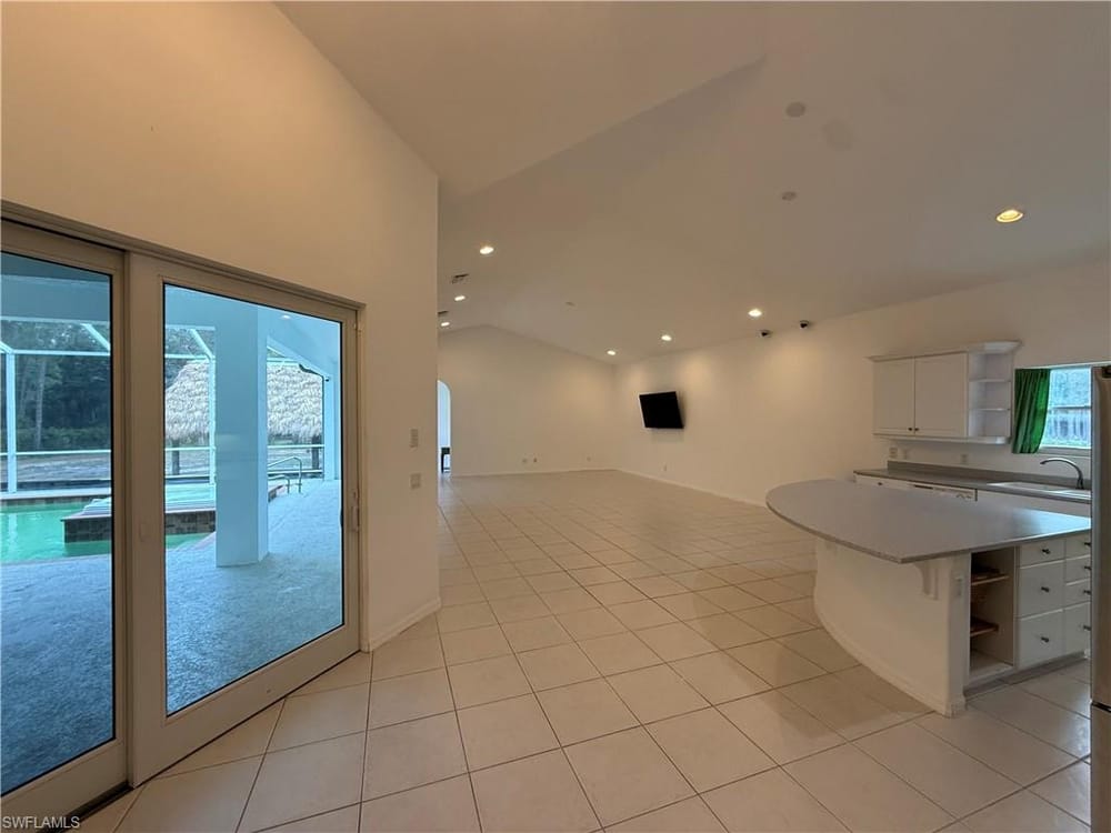 570 31st St. NW – #225082236 - Golden Gate