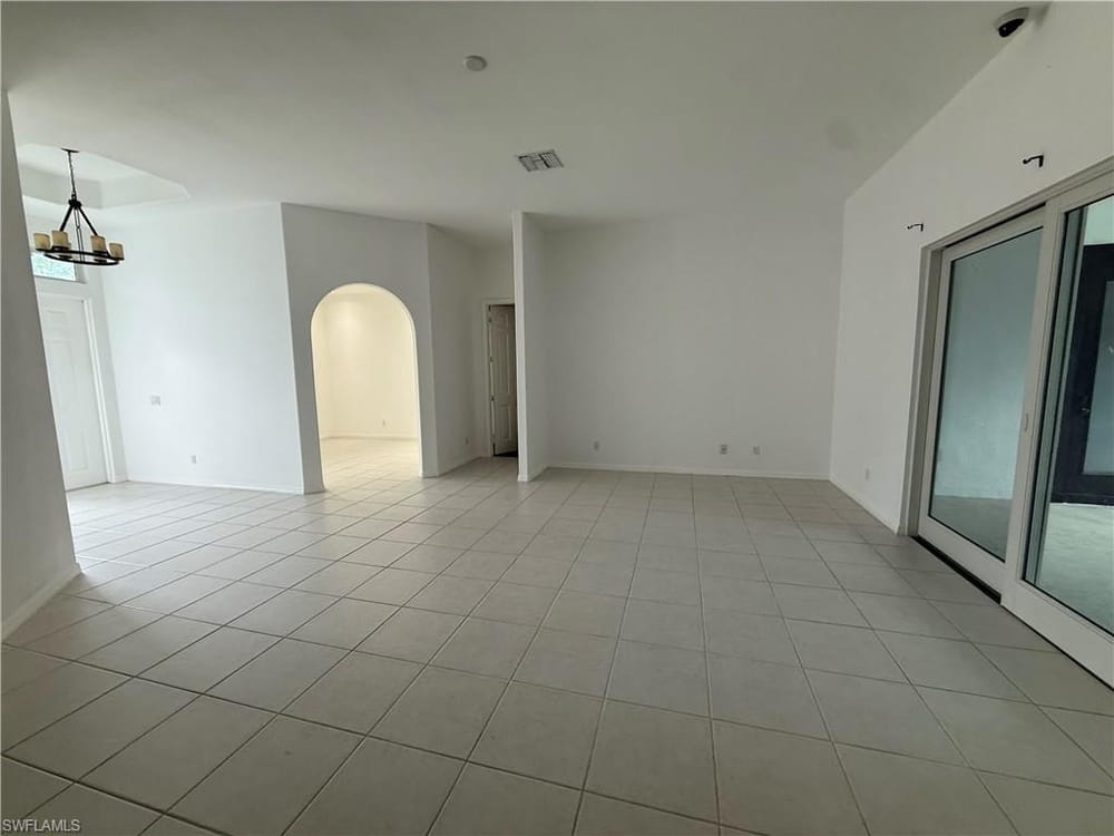 570 31st St. NW – #225082236 - Golden Gate