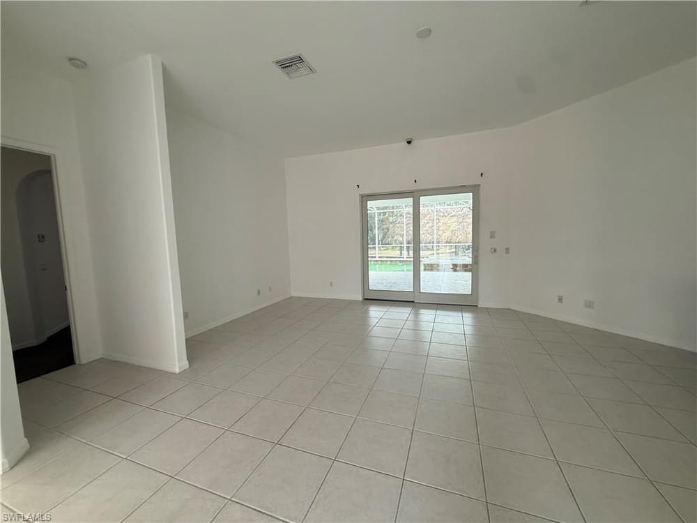 570 31st St. NW – #225082236 - Golden Gate