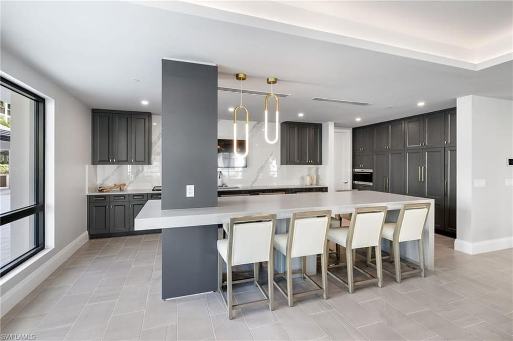 1130 3rd Ave. S 210 – #225082450 - Naples Square