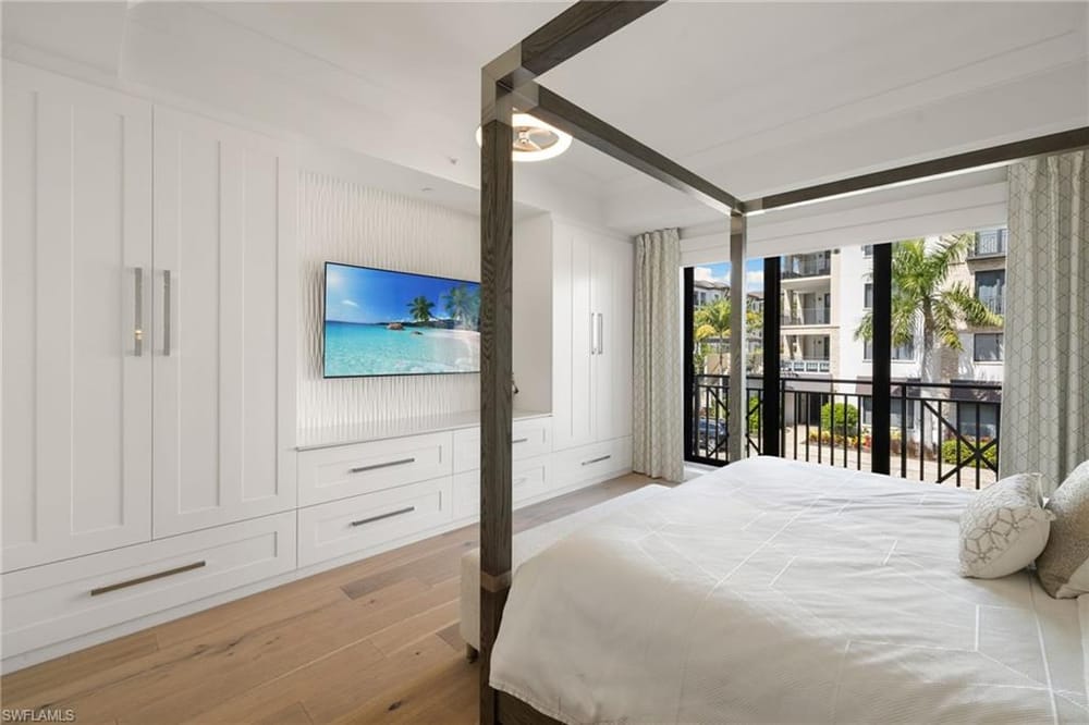 1130 3rd Ave. S 210 – #225082450 - Naples Square
