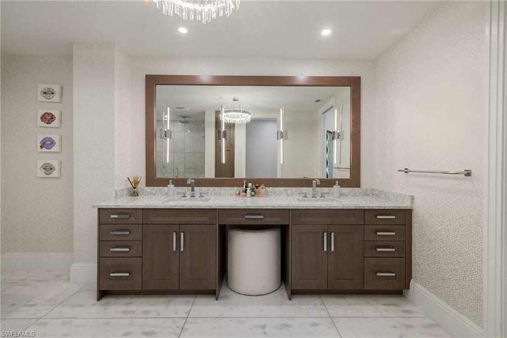 1130 3rd Ave. S 210 – #225082450 - Naples Square