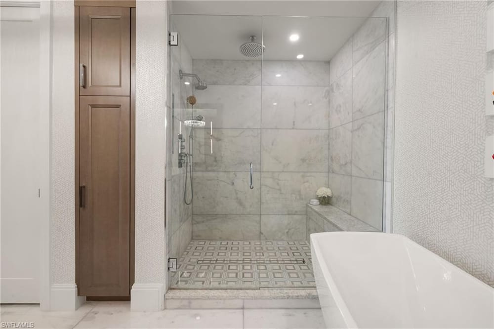 1130 3rd Ave. S 210 – #225082450 - Naples Square