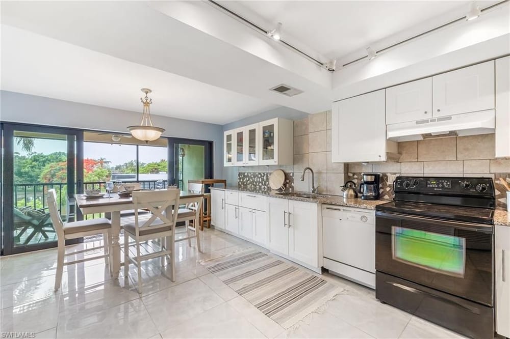 1724 Bald Eagle Dr. 512c – #225082583 - Naples Bath And Tennis