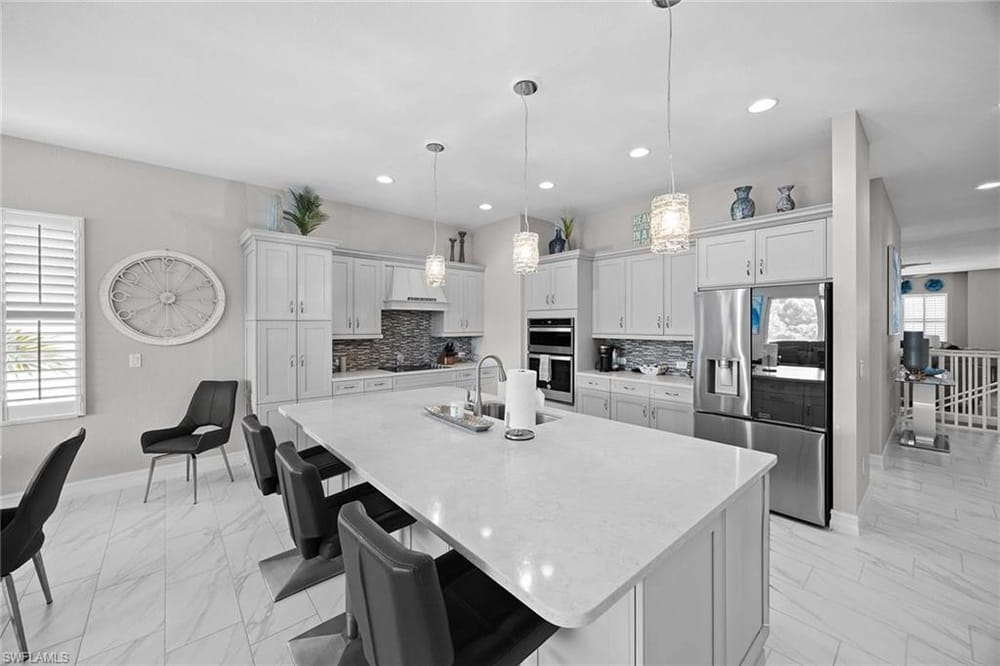 7781 Hawthorne Dr. 3204 – #225082787 - Lely Resort