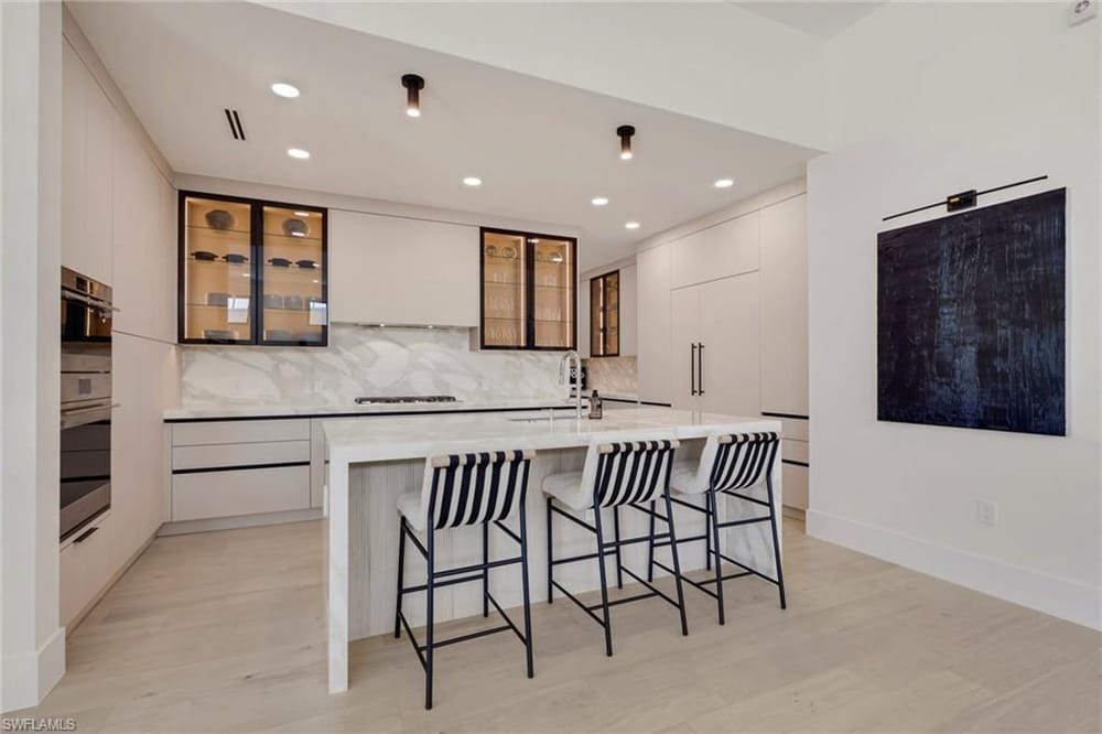 1150 8th Ter. N – #225083633 - Lake Park