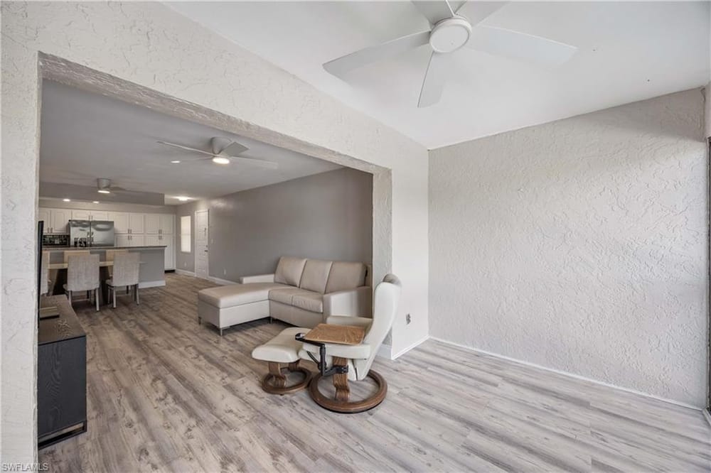 228 Fox Glen Dr. 3310 – #225084011 - Foxfire