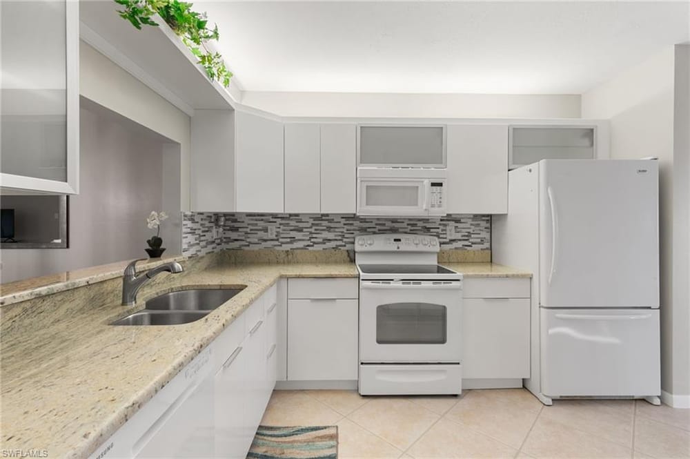 1828 Kings Lake Blvd. 103 – #225084423 - Kings Lake
