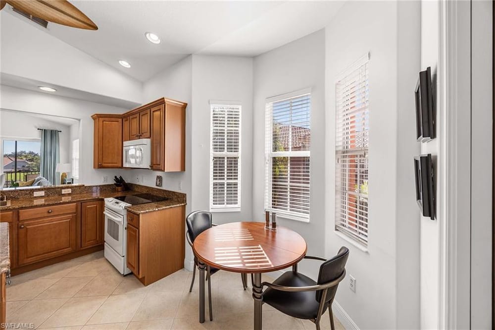 6446 Legacy Cir. 104 – #225084464 - Lely Resort