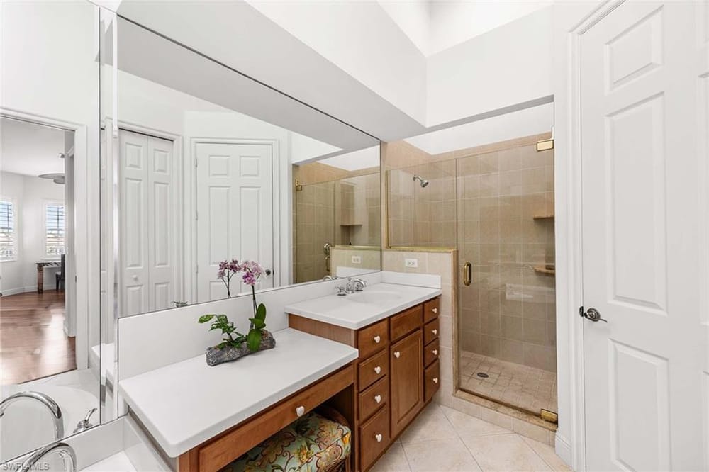 6446 Legacy Cir. 104 – #225084464 - Lely Resort