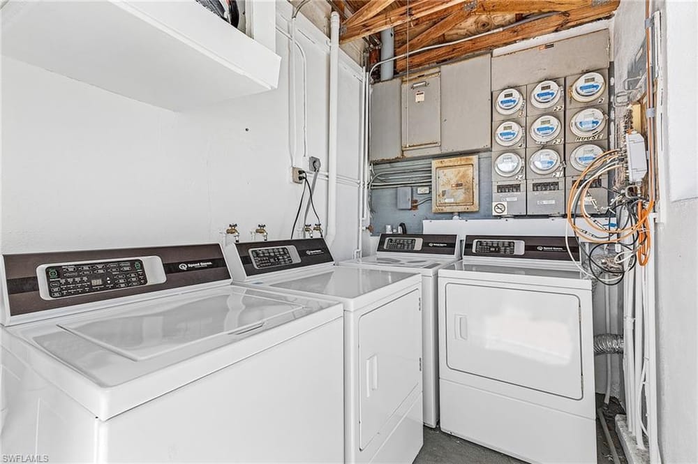 780 10th Ave. S 4 – #2025025941 - Olde Naples