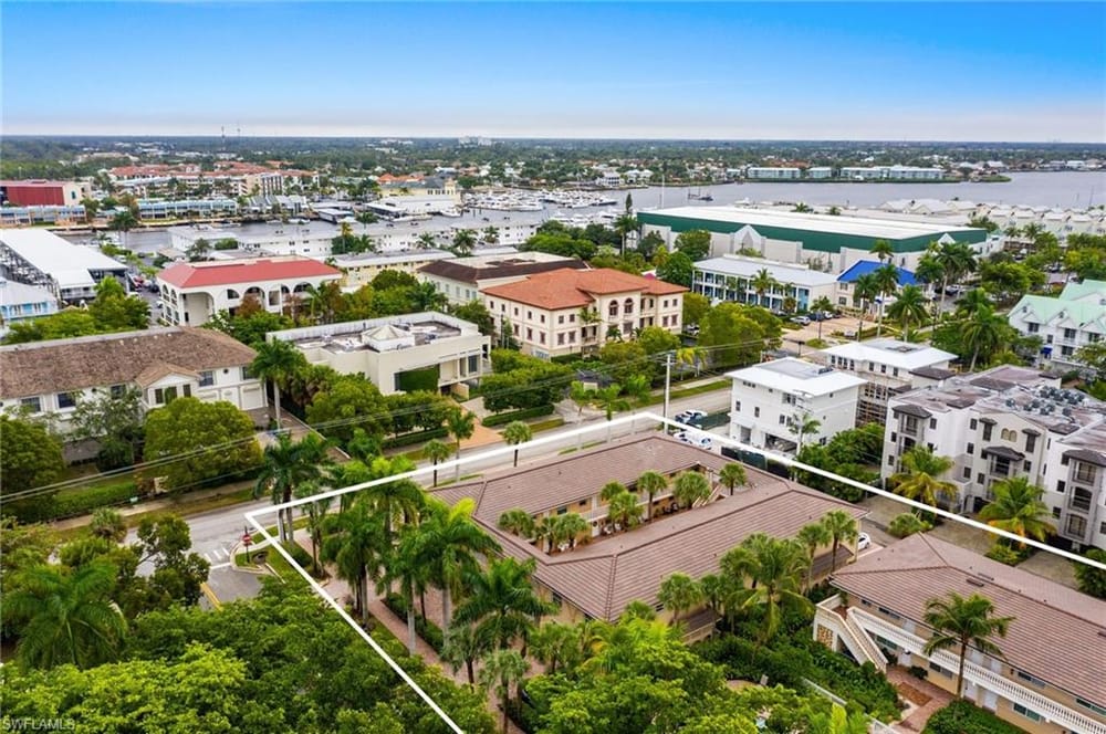 980 7th Ave. S 101 – #226000135 - Olde Naples