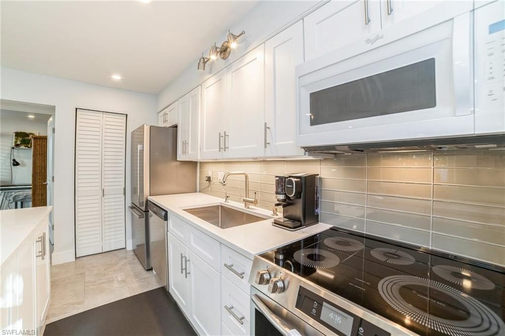 980 7th Ave. S 101 – #226000135 - Olde Naples