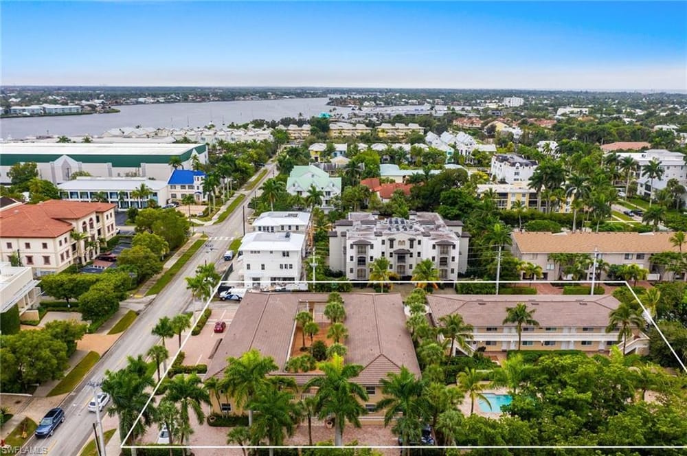 980 7th Ave. S 101 – #226000135 - Olde Naples