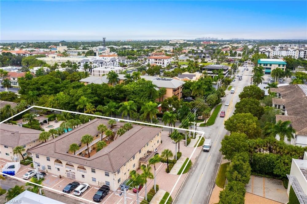 980 7th Ave. S 101 – #226000135 - Olde Naples