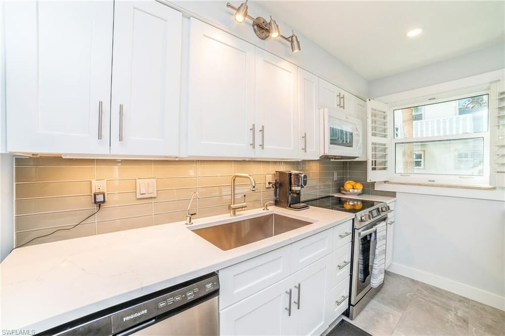 980 7th Ave. S 101 – #226000135 - Olde Naples