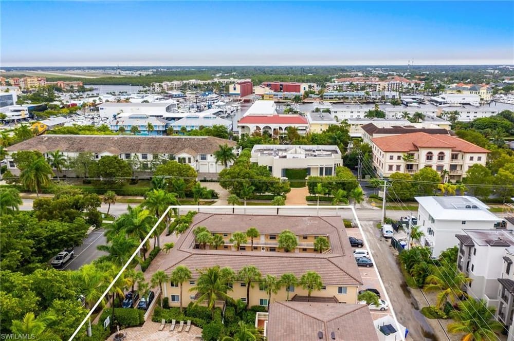 980 7th Ave. S 101 – #226000135 - Olde Naples