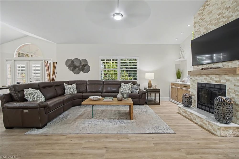 5186 Tallowood Way – #226000471 - Logan Woods