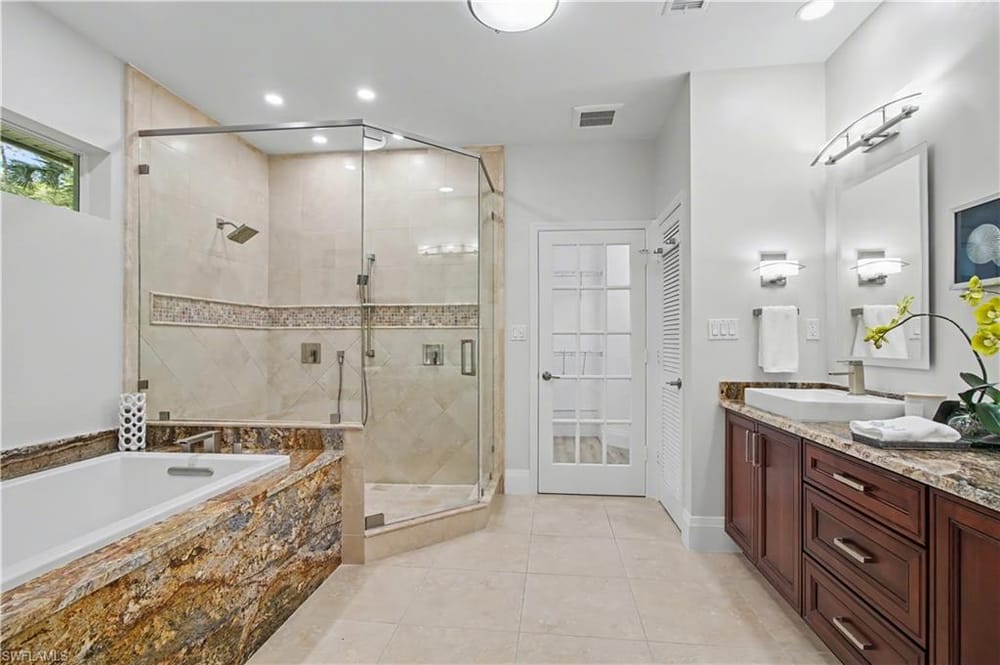 5186 Tallowood Way – #226000471 - Logan Woods